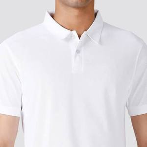 Camiseta Blanca de Algodón Orgánico Transpirable de Punto Sólido para Hombre, Estilo Casual Elegante para Uso Corporativo - Product Image 1
