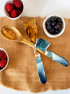 Serveurs à salade jaunes en résine martelée et bois 2025 cuillères à ustensiles avec fabrication sur mesure par Tayyab Handicraft - Product Image 5