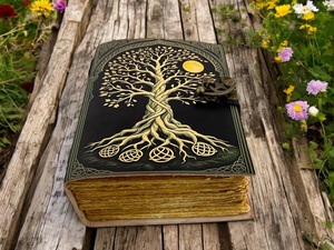 สมุดบันทึกหนังลายต้นไม้แห่งชีวิต Herb Heritage Celestial 400 หน้า สมุดเปล่าสไตล์กริโมแวร์ ลายศิลปะแวนโก๊ะ เย็บเข้าเล่มอย่างดี - Product Image 6