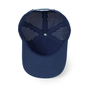 Gorra de Béisbol Trucker de 5 Paneles con Logotipo Personalizado, Impermeable, de Secado Rápido, con Orificios Cortados con Láser, Gorras de Golf de Alto Rendimiento - Product Image 2