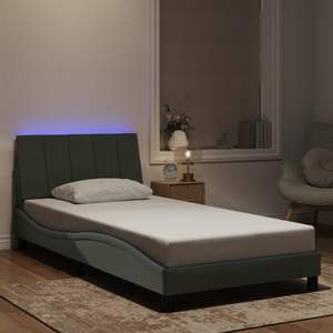 Cadre de lit rembourré en velours gris clair Hanko avec éclairage LED 39,4''x74,8'' sans matelas - Product Image 4