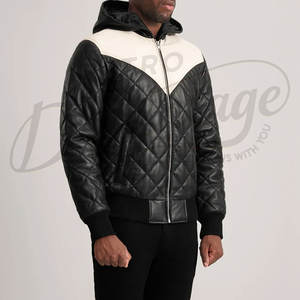 Chaqueta de Cuero Bicolor Negra y Blanca para Hombre, Chaqueta Acolchada con Capucha y Diseño de Diamantes, Chaqueta de Invierno Cálida y Acolchada Estilo Biker - Product Image 1