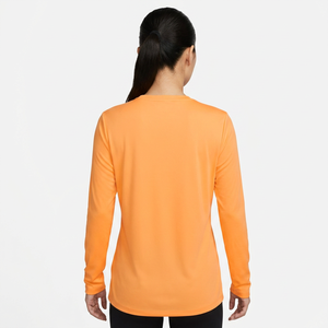 T-shirt de sport personnalisé à manches longues pour homme, col rond, orange clair uni, séchage rapide, performance athlétique - Product Image 2