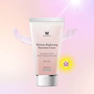 Marque privée OEM Crème solaire hydratante radiante teintée SPF50 Crème solaire correctrice et éclaircissante - Product Image 4