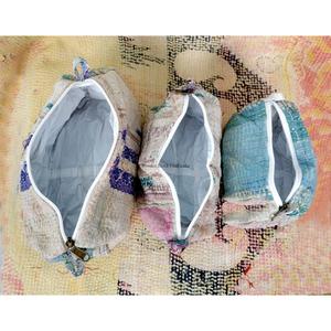 Juego de 3 Bolsas Organizadoras de Cosméticos para Mujer, Acolchadas, Vintage, Grandes, Ecológicas, Portátiles, con Cierre y Borlas, 100% Kantha, Venta al Por Mayor - Product Image 5