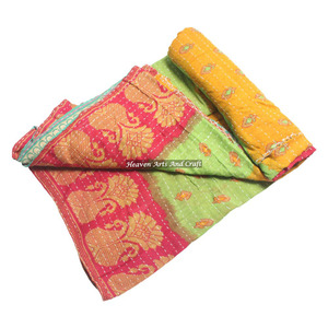 New Design Vintage Gudri Kantha <b>Throws</b> Reversible Recycle Blankets Indian Reversible Hand Stitched Heavy <b>Throw</b> Old Sari Blanket - Product Image 6