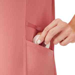 Conjunto de Uniforme Médico Ajustado y Elegante para Profesionales, con Material Suave al Tacto y Bolsillos Funcionales Tipo Cargo - Product Image 1