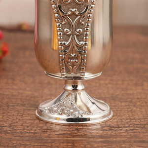 Copa Decorativa de Metal con Diseño Grabado Ornamentado, Estilo Vintage, para Beber en Casa, Comedor y Venta al por Mayor - Product Image 6