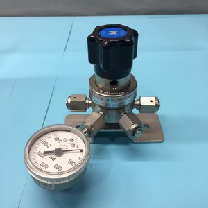 Régulateur VERIFLO TDR450W4PVCR, 120942 - Équipements et pièces semi-conductrices d'occasion fiables à l'échelle mondiale chez - Product Image 1