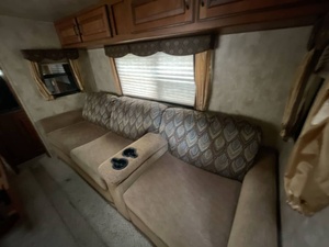 Usado, 2013, Keystone L-a-r-e-d-o 289SRE - Product Image 5