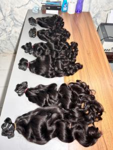 Cheveux indiens bruts non traités, texture Deep Wave, alignés aux cuticules, provenant d'un seul donneur, cheveux humains indiens de temple, cuticules alignées - Product Image 2