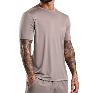 Camiseta de Cuello Redondo Elástica y Lisa de 250 Gsm para Hombre, Corte Ajustado, Tejido Transpirable para Verano - Product Image 3