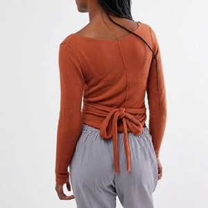 Cardigan en tricot à manches bouffantes pour femmes, vente en gros personnalisée, vêtements en tricot pour la mode décontractée des femmes - Product Image 4