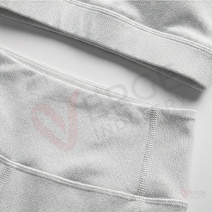 Conjunto Deportivo de 2 Piezas para Mujer, Top Deportivo Blanco Sólido con Espalda Cruzada y Leggings de Cintura Alta Sin Costuras para Yoga - Product Image 5