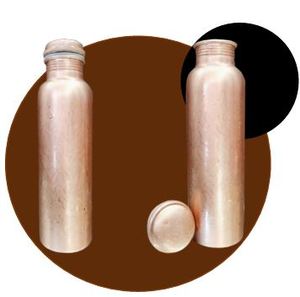 Bouteille d'eau en cuivre haut de gamme pour l'exportation, ayurvédique, avec bouchon anti-fuite, écologique, durable, réutilisable, faite à la main - Product Image 5