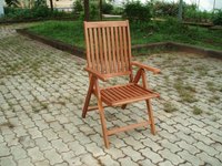 Chaise de salle à manger classique en bois d'acacia personnalisable avec finition à l'huile Design traditionnel pour restaurant utilisation extérieure Ventes directes d'usine