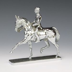 Elegant Aluminium Cast Horse Figurine for <b>Console</b> <b>Table</b> Display with Refined Metallic Texture and Stable Base - Product Image 1