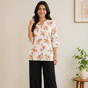 Ensemble chic en rayonne – Haut à imprimé floral de créateur avec pantalon palazzo - Product Image 1