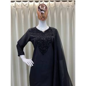 Top y parte inferior de fiesta hermosa para mujer con conjunto Dupatta - Product Image 1