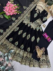 Conjunto de Vestido de Seda Premium para Mujer, Sin Arrugas, de Secado Rápido, Elástico, Bordado, con Lentejuelas Zari y Pantalón a Juego, Diseño de Diseñador - Product Image 3