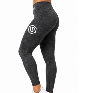 Pantalones de Compresión Deportivos para Mujer con Diseño Atlético Ergonómico, Tecnología de Gestión de la Humedad y Tela Elástica Resistente - Product Image 3
