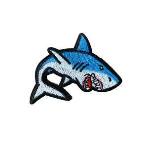 แพทช์ปักลาย 3 มิติ แบบกำหนดเองสำหรับ OEM พร้อมโลโก้  ผ้าแคนวาส ดีไซน์หรูหราเฉพาะบุคคล  แบบรีดติดหรือเย็บติด  เป็นมิตรกับสิ่งแวดล้อม  แบบติดด้วยแถบตีนตุ๊กแก - Product Image 3