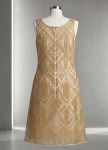 ชุดเดรสปาร์ตี้ประดับเลื่อมสีทองระดับมืออาชีพ ดีไซน์หรูหรา คอวี แขนยาว ผ้าทูลล์ เหมาะสำหรับผู้จัดงานอีเว้นท์และบริการเช่าชุดสำหรับงานพิธีการ - Product Image 4