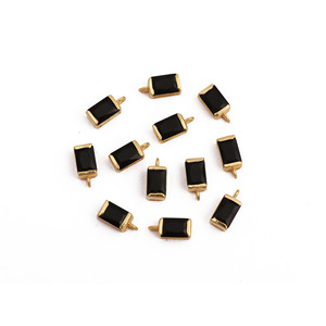 Pendentifs en laiton plaqué or avec onyx noir, bijoux tendance pour femmes, pour la fabrication de colliers, vente en gros - Product Image 2