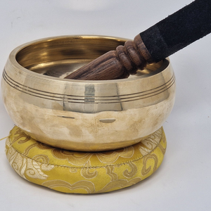 Cuenco Budista Dorado, Cuenco Decorativo de Metal para Ofrendas, Cuenco Tradicional para Oración Budista, para Templo, Hogar, Altar, Meditación, Artículos Religiosos - Product Image 4