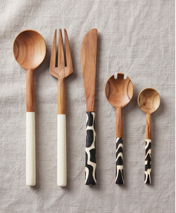 Ensemble de couverts en bois avec manches émaillées, design minimaliste pour la cuisine domestique, finition mate, passe au lave-vaisselle. - Product Image 1