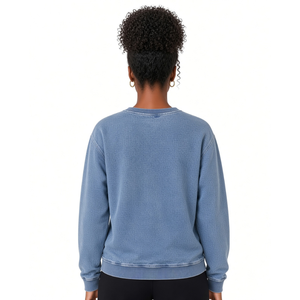 Sudadera de cuello redondo Zeta Phi Beta con letras de chenilla, azul vaquero con efecto ácido, forro polar, para mujer y unisex - Product Image 2