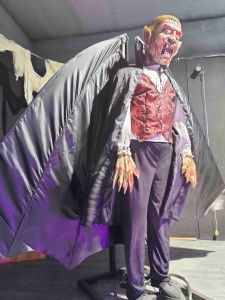 Zombie animatronique de <span class=keywords><strong>maison</strong></span> <span class=keywords><strong>hantée</strong></span> à la main avec mouvements personnalisables pour les attractions effrayantes - Product Image 6