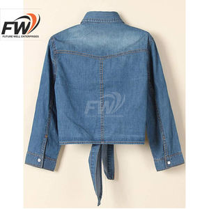 Chaqueta Vaquera de Diseño Europeo para Mujer, Casual, Sólida, Lavada al Ácido, con Encaje en Contraste, Invierno, con Agujeros y Parches de Diamantes Incrustados, Forro de Algodón - Product Image 2