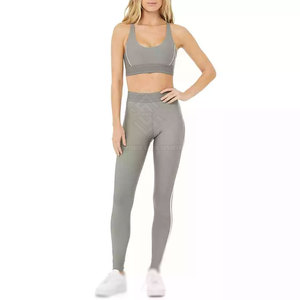 Service OEM, ensemble de yoga pour femmes grandes tailles, respirant, personnalisé, uni, de haute qualité, respectueux de l'environnement, ensemble 2 pièces - Product Image 1