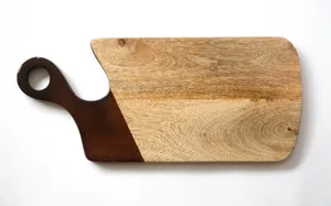 Planche à découper rectangulaire en bois massif Casglow Heritage, écologique, passe au lave-vaisselle, pour hacher et préparer les aliments - Product Image 2