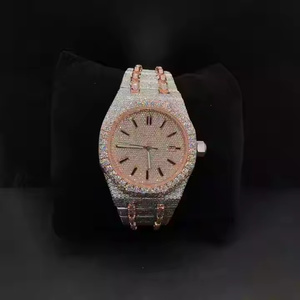 Reloj Premium Sencillo para Hombre, Estilo Moderno y Elegante, Reloj de Pulsera de Lujo para Uso Diario, Estilo Limpio y Elegante - Product Image 2
