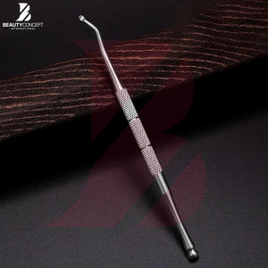 Facile à saisir, nouveau modèle tendance, service OEM ODM pour les soins des ongles, bâtonnet à cuticules portable en acier inoxydable de haute qualité pour salon et domicile - Product Image 5