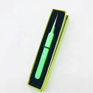 Pinzas Quirúrgicas de Precisión Morje de Acero Inoxidable para Pestañas, Punta Lisa Verde de 10 mm, Modelo MS-ET-0007 en Caja - Product Image 1