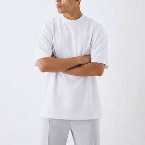 T-shirt Homme Oversize Blanc Col Rond Manches Courtes Style Décontracté 100% Coton Jersey avec Logo Imprimé sur le Devant – Prix Abordable - Product Image 5