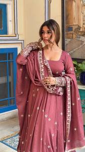 Ensemble de robe Anarkali brodée rose avec dupatta, vêtements ethniques pour femmes pour mariage, fête, Diwali - Product Image 2