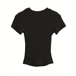 เสื้อยืดครอปสีดำสำหรับผู้หญิง แขนสั้น ผ้าถัก รัดรูปทรงปกติ ใส่ได้ทั้งฤดูใบไม้ผลิและฤดูร้อน ระบายอากาศได้ดี เนื้อผ้านุ่ม ผสมสแปนเด็กซ์/คอตตอน สไตล์มินิมอล - Product Image 2