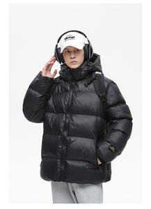 ผู้ผลิตเสื้อแจ็คเก็ตพัฟเฟอร์แบบมีฮู้ดสำหรับฤดูหนาวตามสั่ง OEM เสื้อโค้ทขนเป็ดสีดำเงา อุ่นหนา เสื้อแจ็คเก็ตพัฟเฟอร์สำหรับผู้ชายสำหรับฤดูหนาว - Product Image 5