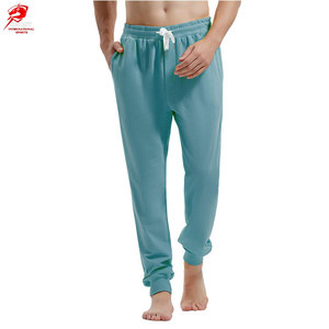 Pantalones de hombre cómodos y transpirables de tela Smart Look para uso en la oficina y casual, de larga duración. - Product Image 1