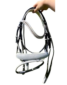 Bridon en cuir personnalisé pour l'équitation, fournitures équestres, bridons anatomiques blancs scintillants, rênes en cuir rembourrées et douces - Product Image 1