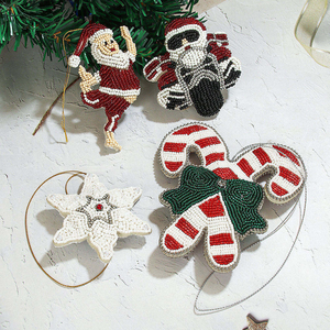 Ornement de Noël tendance et élégant, couronne brodée perlée, pour décoration festive DIY, accessoire de Noël artistique et luxueux à suspendre - Product Image 6