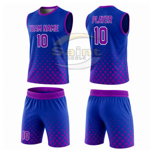 Uniforme de football américain personnalisé avec logo, en polyester, tenue d'équipe avec short assorti, bleu et violet, numéro de joueur 10. - Product Image 2