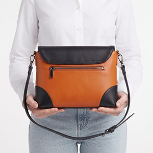 Sac bandoulière en cuir pour femme, sac messager en cuir avec fermeture éclair frontale, sac bandoulière en cuir de haute qualité pour femme - Product Image 4