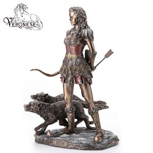 VERONESE DESIGN-SKADI HOME DECOR RESIN CRAFTS Figurine de luxe peinte à la main de la déesse nordique de la chasse hivernale et des montagnes - Product Image 3