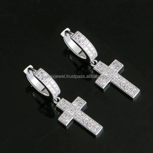 Pendientes de Diseño en Forma de Cruz Matrix Jewel ER 30, Plata 925 con Baño de Rodio/Oro/Oro Rosa, Clásicos con Diamantes Moissanite VVS - Product Image 1