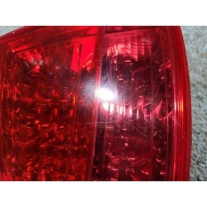 Feu arrière gauche A8 (feu arrière, côté gauche) d'occasion OEM 4E0945095C - Product Image 3
